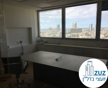חדר ישיבות במשרד במגדל אמות משפט תל אביב