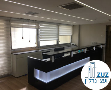 עמדת קבלה במשרד במגדל אמות משפט תל אביב