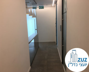 מסדרון במשרד במגדלי הארבעה תל אביב
