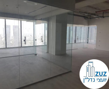 חדר ישיבות במשרד במגדלי הארבעה תל אביב