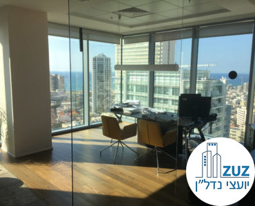 חדר זכוכית פינתי במשרד בשדרות רוטשילד 22 תל אביב