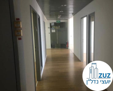 מסדרון במשרד במגדל היובל תל אביב