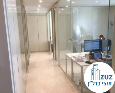 מסדרון במשרד במגדל מידטאון תל אביב