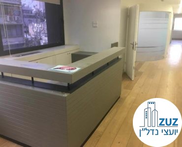 עמדת קבלה במשרד בבית יעבץ תל אביב