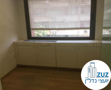 חדר במשרד בבית יעבץ תל אביב