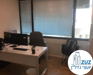 חדר עבודה במשרד במגדל אמות השקעות תל אביב