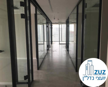 מסדרון במשרד במגדל מידטאון תל אביב