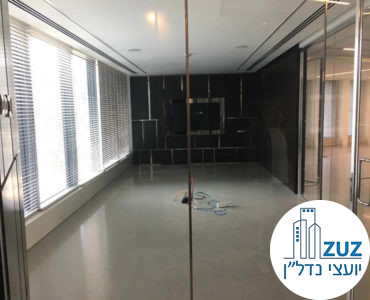 חדר ישיבות במשרד במגדל המוזיאון תל אביב