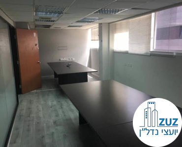 חדר ישיבות במשרד בנחלת יצחק תל אביב