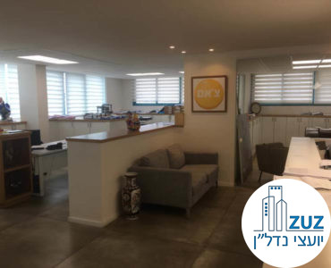 פינת כניסה במשרד בשכונת מונטיפיורי תל אביב