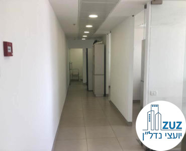 מסדרון במשרד במגדל כלבו שלום תל אביב