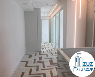 מסדרון במשרד במגדל ויי תל אביב