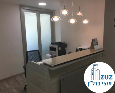 עמדת קבלה במשרד במתחם בית המשפט תל אביב