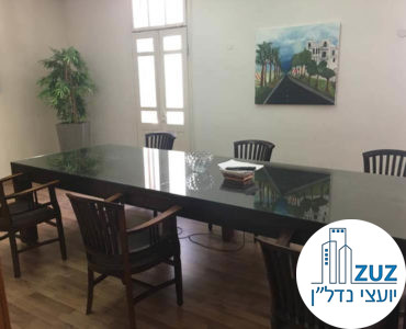 חדר ישיבות במשרד בשדרות רוטשילד תל אביב
