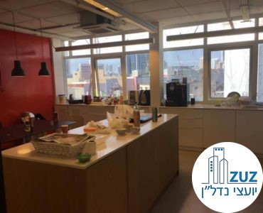 מטבחון במשרד למכירה בתל אביב