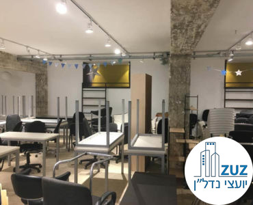 אופן ספייס עם שולחנות במשרד ברחוב ריבל תל אביב