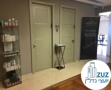 כניסה לחדרים במשרד במגדל ויצמן תל אביב