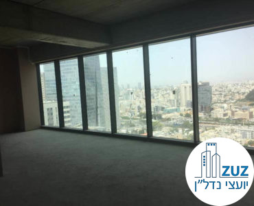 חלונות במשרד במגדלי הארבעה תל אביב