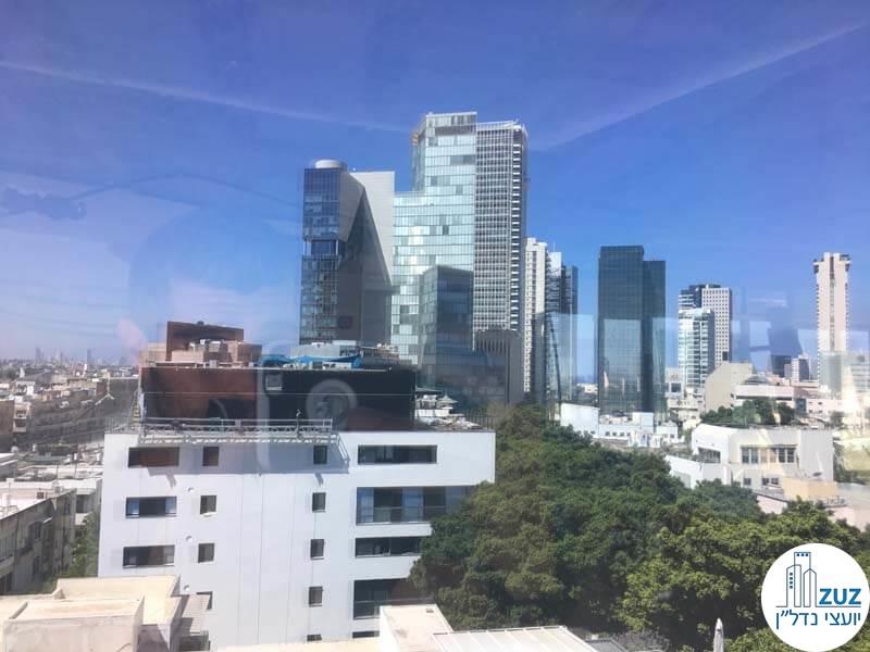 נוף ממשרד בבית מוזס רוטשילד תל אביב