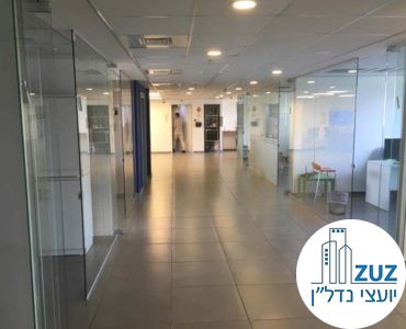 מסדרון במשרד ברחוב טיומקין תל אביב