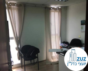 חדר במשרד בבית הדר דפנה תל אביב