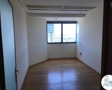 חדר במשרד במגדל נצבא תל אביב