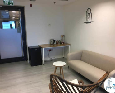 פינת המתנה במשרד במגדל סונול תל אביב