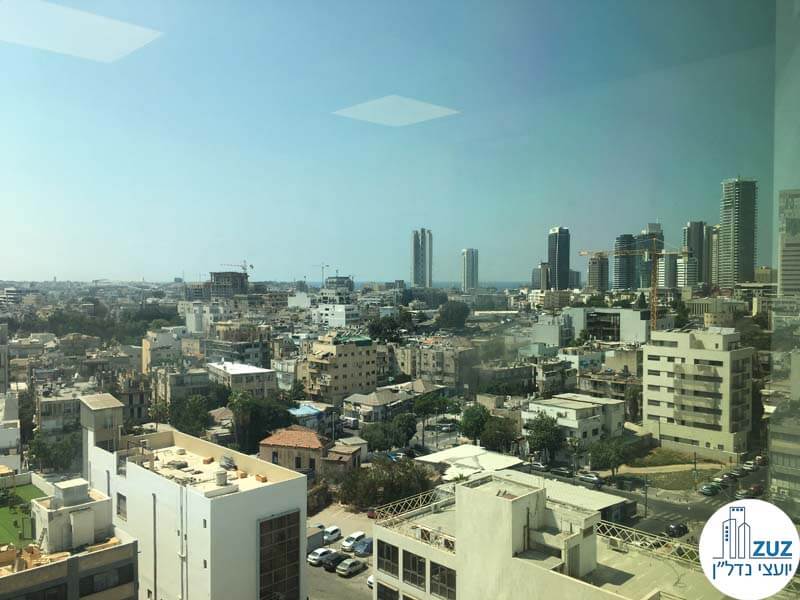 נוף במשרד במגדל אלקטרה סיטי תל אביב