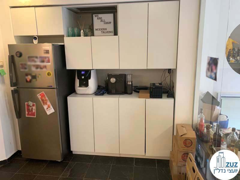 מטבחון במשרד להשכרה במתחם רוטשילד תל אביב