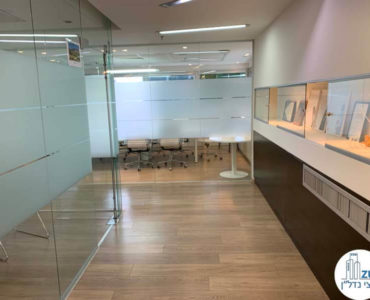מסדרון במשרד להשכרה במתחם בית המשפט תל אביב