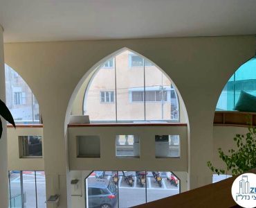 חלון במשרד להשכרה ברחוב אחד העם תל אביב