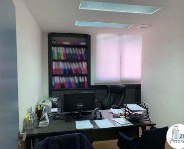 חדר עבודה של משרד להשכרה בציר יגאל אלון תל אביב