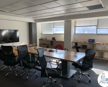 חדר ישיבות במשרד להשכרה ביד אליהו תל אביב
