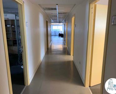 מסדרון במשרד להשכרה ביד אליהו תל אביב