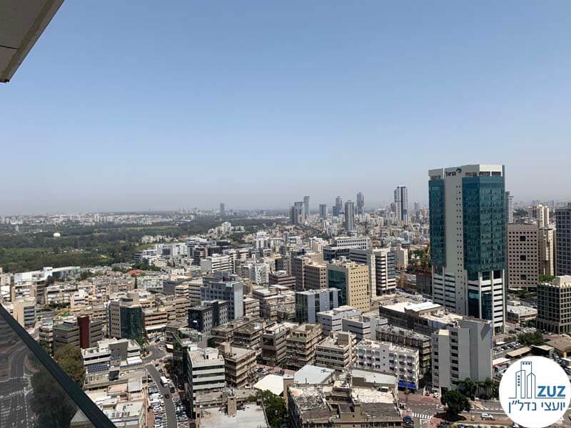 נוף ממרפסת של משרד להשכרה בגיבור ספורט בורסה רמת גן