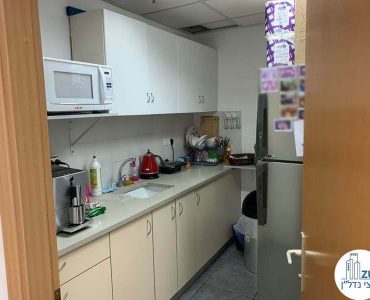 מטבחון של משרד להשכרה בבית שאפ הבורסה רמת גן