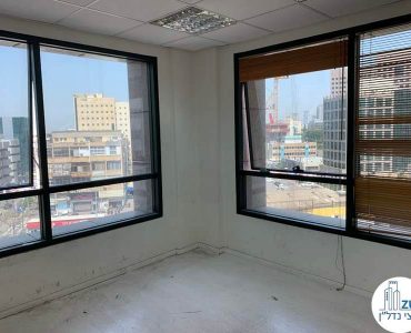 חדר פינתי של משרד להשכרה בבית שאפ הבורסה רמת גן