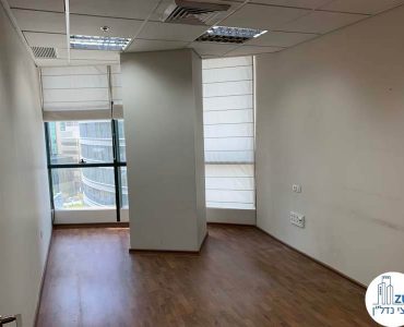 חדר של משרד להשכרה בבית שאפ הבורסה רמת גן