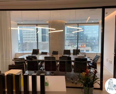 חדר ישיבות של משרד להשכרה במגדל ספיר מתחם הבורסה רמת גן