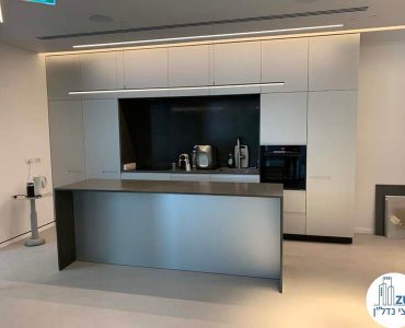 מטבחון של משרד להשכרה במגדל ספיר מתחם הבורסה רמת גן