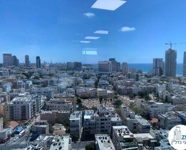 נוף לים מחלון של משרד להשכרה בבית כלל תל אביב