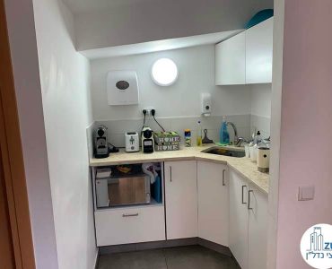 מטבחון של משרד להשכרה בשכונת מונטיפיורי תל אביב