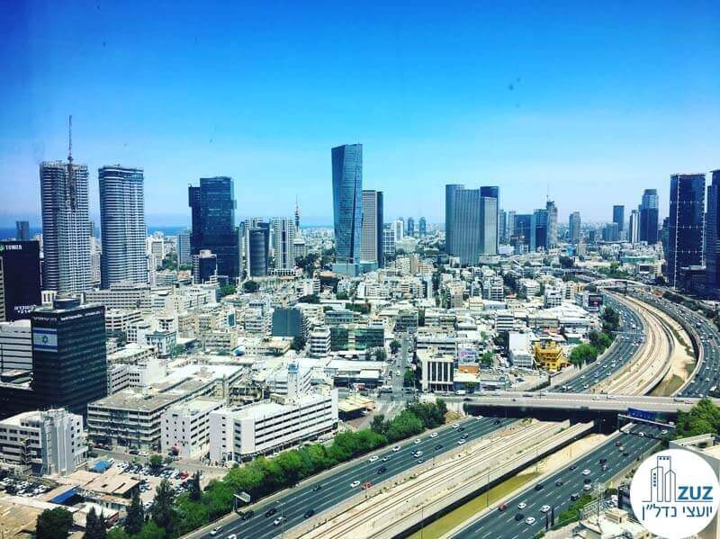 נוף של מגדלים בתל אביב, ישראל