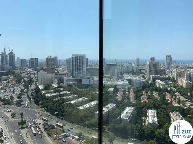 נוף לים מחלון של משרד להשכרה במגדל רסיטל בתל אביב