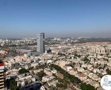 נוף מחלון של משרד להשכרה במגדל הכשרת הישוב במתחם בסר בני ברק