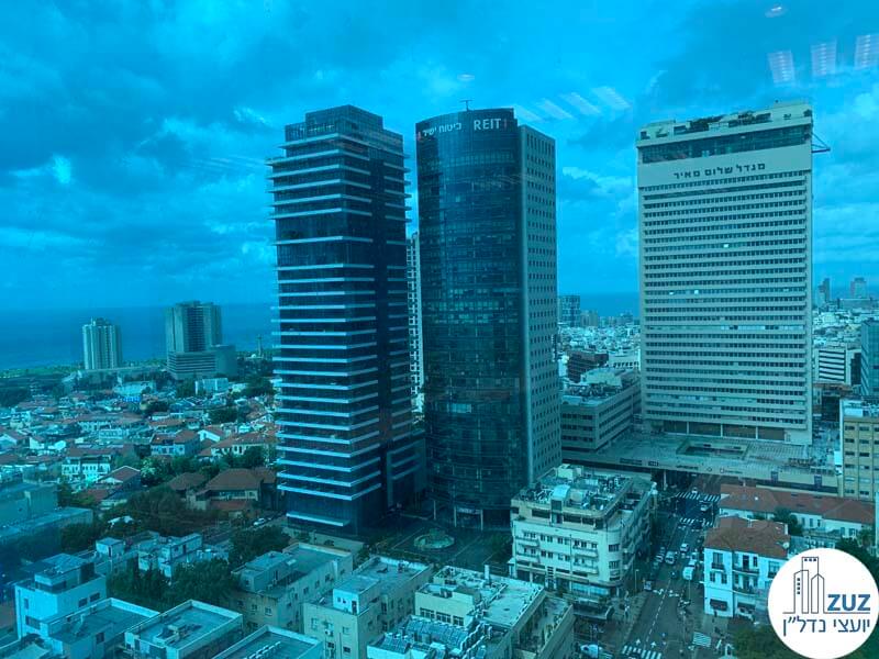 נוף מחלון של משרד להשכרה במגדל דיסקונט תל אביב