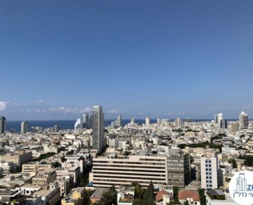 נוף לים ממרפסת של משרד להשכרה עם מרפסת בשדרות רוטשילד תל אביב