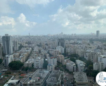 נוף מחלון של משרד למכירה במגדל רסיטל בתל אביב