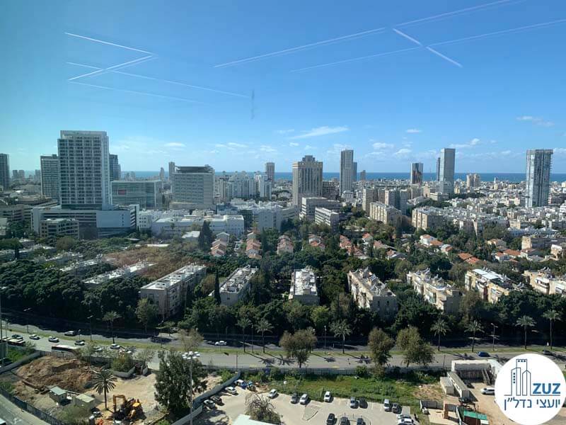נוף לים מחלון של משרד להשכרה במגדל רסיטל תל אביב