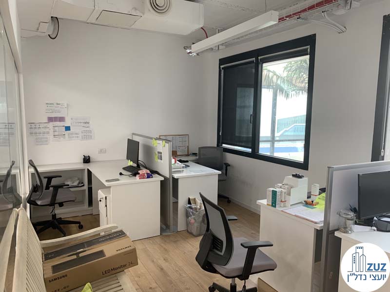 חדר עבודה של משרד להשכרה בסמוך לעזריאלי תל אביב